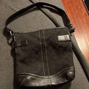 Coach Signature Black Canvas Shoulder
Handbag Purse No F05M-3577